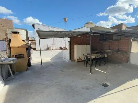 VENTA PH AL FRENTE 2 DORMITORIOS / PATIO Y TERRAZA