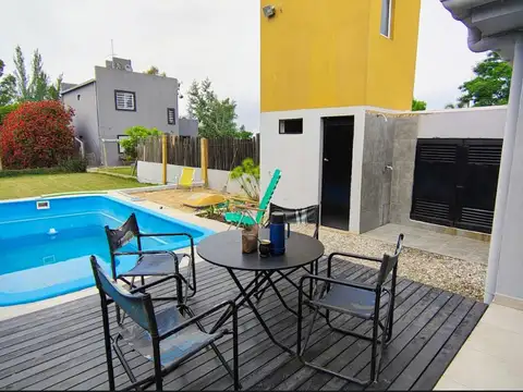 Casa 5 ambientes con 1 baño