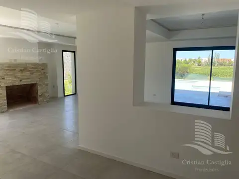 Casa en Venta en El Cantón - Barrio Golf, USD 415.000