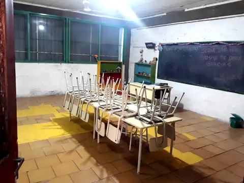 NUEVO VALOR! IMPORTANTE INMUEBLE SOBRE LOTE DE 32.64 x 57.03 MTS,