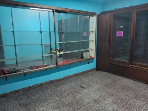 Local en Alquiler en Billinghurst, $ 500.000