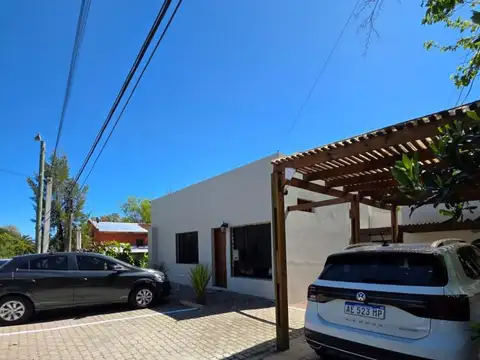 VENTA COMPLEJO DE TRES CASAS COLONIA DEL SACRAMENTO