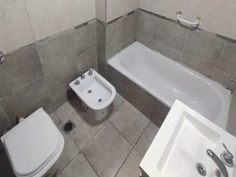 Ministro Brin 4500, Piso 2