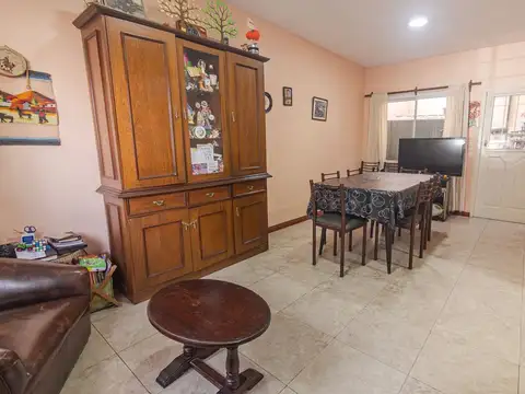 Depto Tipo Casa en Venta de 2 dormitorios