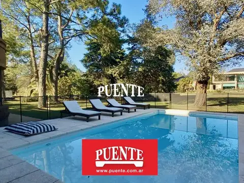Casa a la Venta con Renta en Saint Thomas Canning