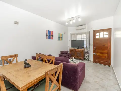 Casa en Venta en Bernal, USD 115.000