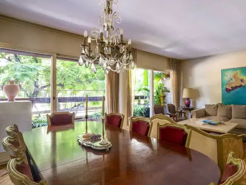 Av. Pres. Figueroa Alcorta y Juez Estrada