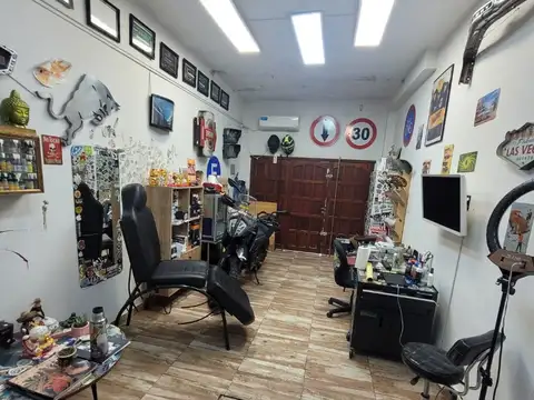 AV. Lisandro de la Torre y Barros Pazos! Hermoso Duplex tipo Casa con Garage y Patio con Parrilla.