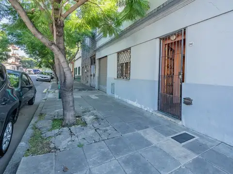 Venta Casa a refaccionar 3/4 amb + Terraza 