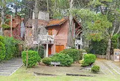 Emprendimiento en Costa Del Este de 4 Dormitorios