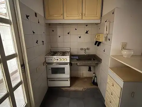 VENTA DEPARTAMENTO 2 AMBIENTES PLANTA BAJA RECOLETA