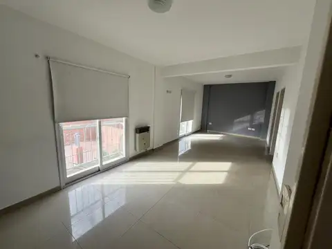 Departamento en Alquiler con 1 cochera