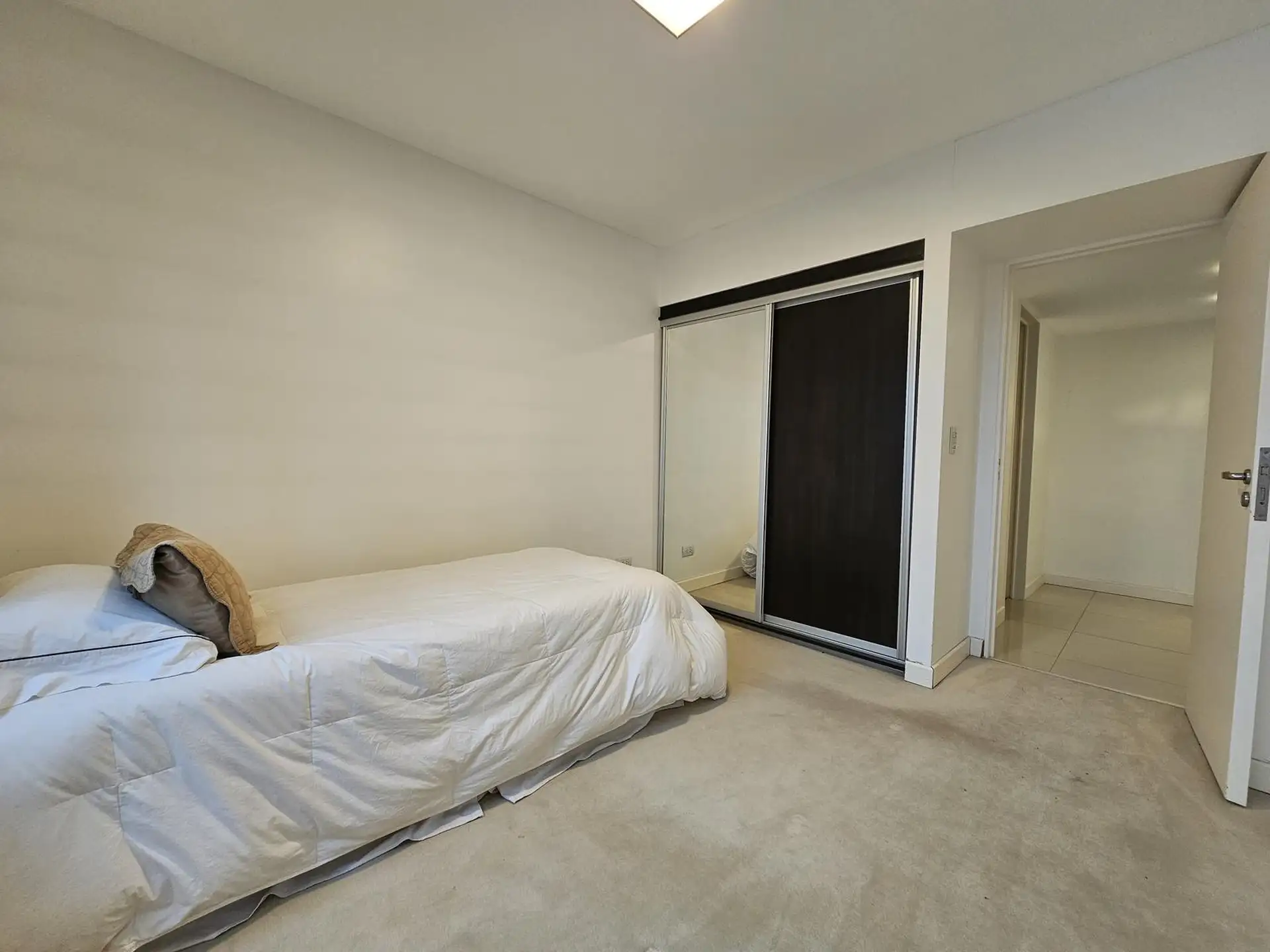 Semipiso de categoría, con vista al mar y al golf de Playa Grande