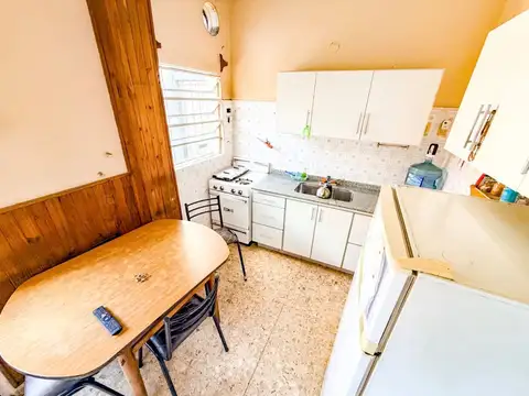 Casa en venta Tapiales con patio, quincho y garage