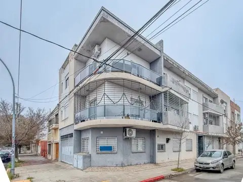 Jujuy 2547 , Piso 2