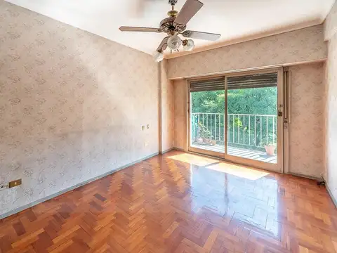 Departamento 4 ambientes con 2 baños
