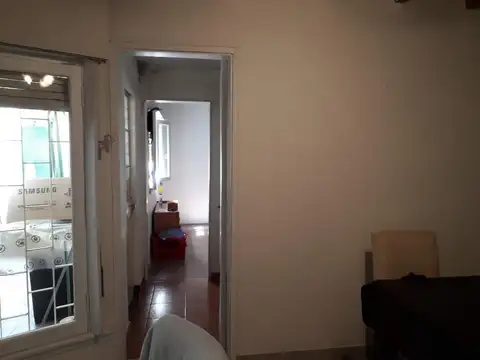 VENTA PH 2 PISOS 3 AMB MUNRO REFACCIONADO RETASADO