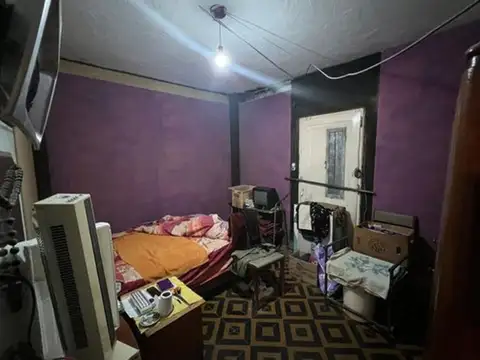 CASA EN VENTA EN ALEJANDRO KORN AMPLIO TERRENO