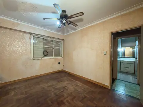 CASA EN VENTA LA PLATA 2 DORMITORIOS