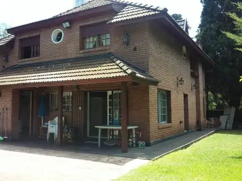 Casa - Barrio Parque Leloir