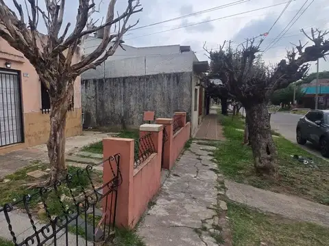 VENTA CASA ZONA INDUSTRIAL MULTIFAMILIAR CASANOVA