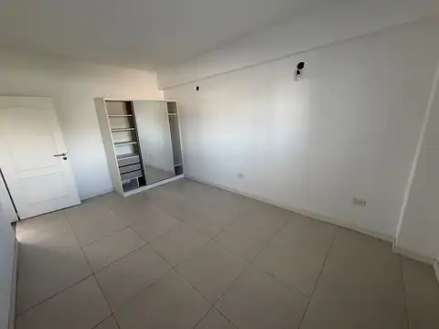 Departamento en Alquiler en Tristán Suárez, $ 750.000