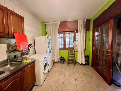 Departamento 6 ambientes con 1 baño