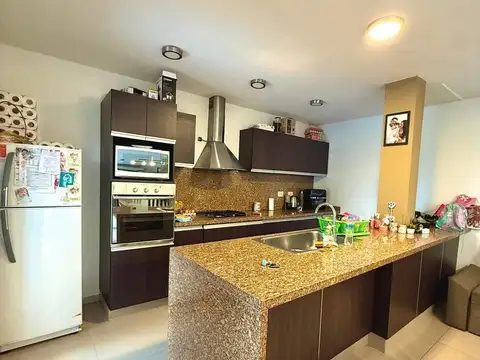 De los Extremeños 5100