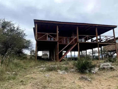 VENTA CABAÑA 2 DORM BARRIO SEMICERRADO LA FALDA