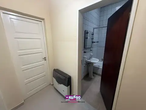 Depto Tipo Casa 3 ambientes con 1 baño