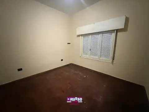 Depto Tipo Casa en Alquiler 45 años