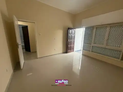 Depto Tipo Casa en Alquiler de 3 ambientes