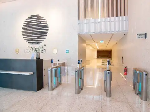 Venta con Renta 2 Oficinas AAA con vista Lex Tower San Nicolás