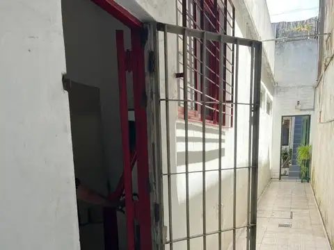 Depto Tipo Casa en Venta de 4 dormitorios