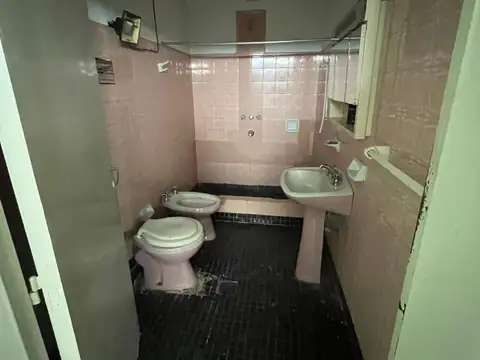 Depto Tipo Casa 5 ambientes con 1 baño