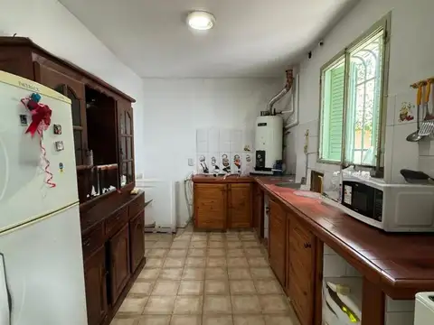 CASA 3 AMBIENTES DOBLE LOTE 564m2 LONGCHAMPS