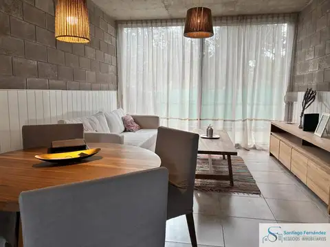 Dúplex en venta c/ cochera en Robles del Monarca