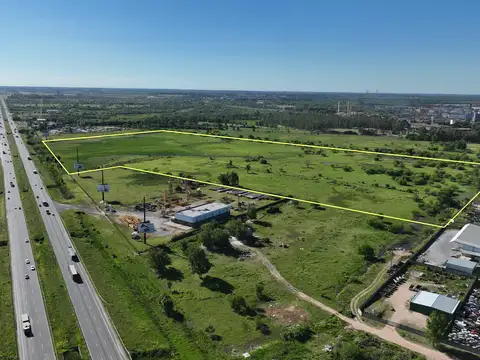 Fracción Industrial sobre Ruta 9 en Campana