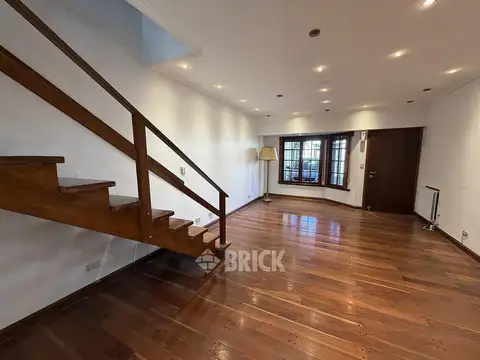 Depto Tipo Casa en Venta de 4 ambientes
