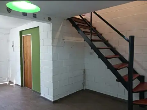 Depto Tipo Casa en Alquiler de 2 dormitorios
