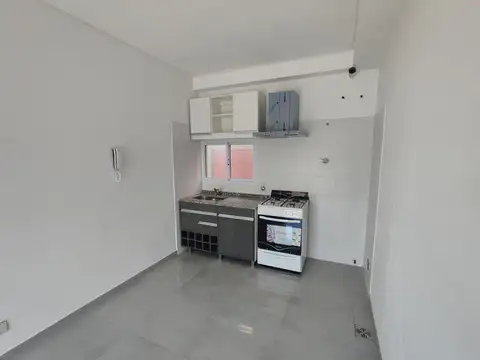 Departamentos de 2 ambientes a estrenar a 200mts del mar 