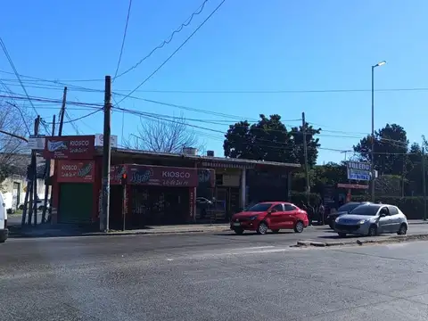 Lote con mejoras en excelente ubicación