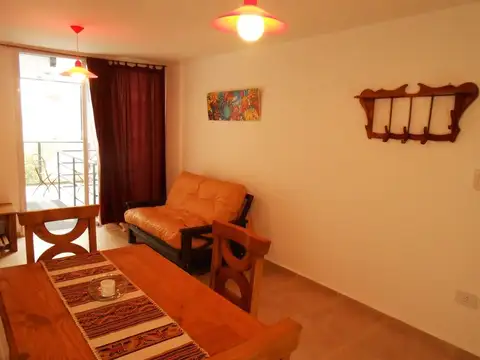 Ovidio Lagos 300
