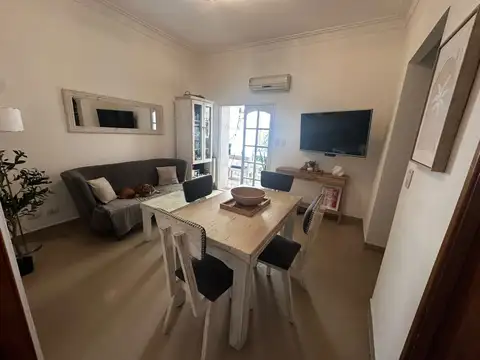 IMPECABLE PH 3 AMBIENTES PB AL FRENTE RECICLADO APTO PROFESIONAL PATIO PARRILA SIN EXPENSAS!!
