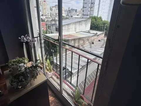 48 e/ 8 y 9 600, Piso 4