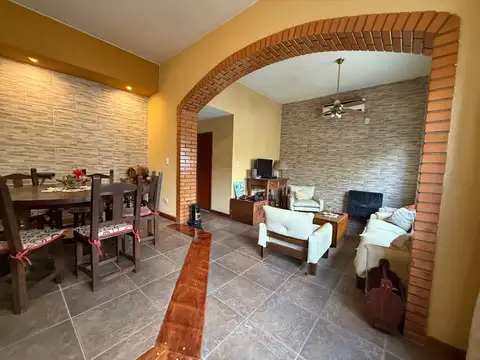 Depto Tipo Casa en Venta en Saavedra, USD 250.000