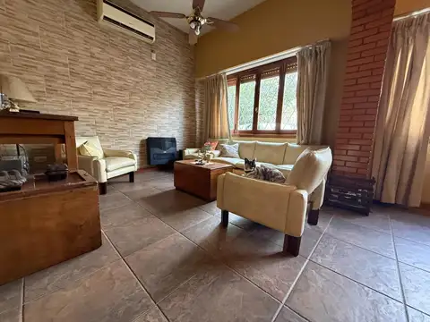 Depto Tipo Casa en Venta de 3 ambientes