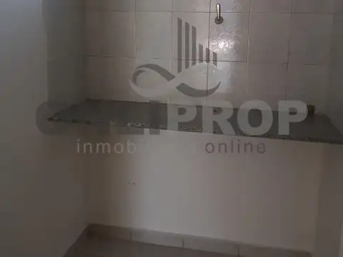 ONLIPROP Alquila local IDEAL FRANQUICIA La Pampa al 300