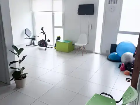 Oficina 3 ambientes con 1 baño