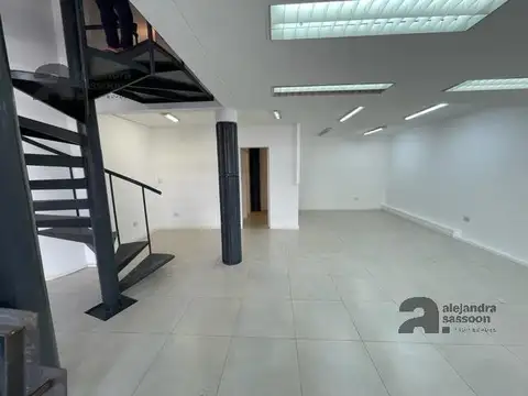 Leandro N Alem al 600